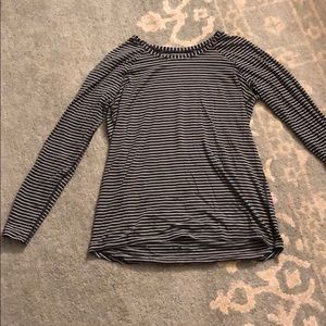 Lululemon long sleeve scoop neck